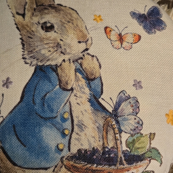 Beatrix Potter Peter Rabbit Decorative Pillow Frederick Warne & Co - Picture 4 of 9